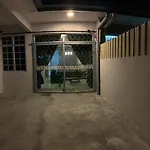 Unique 9 HomeStay @ Seremban Taman Permai 3